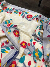 Tantuja Jamdani Offwhite Saree - Floral Festive Elegance - Saree - Aakritee - S10686